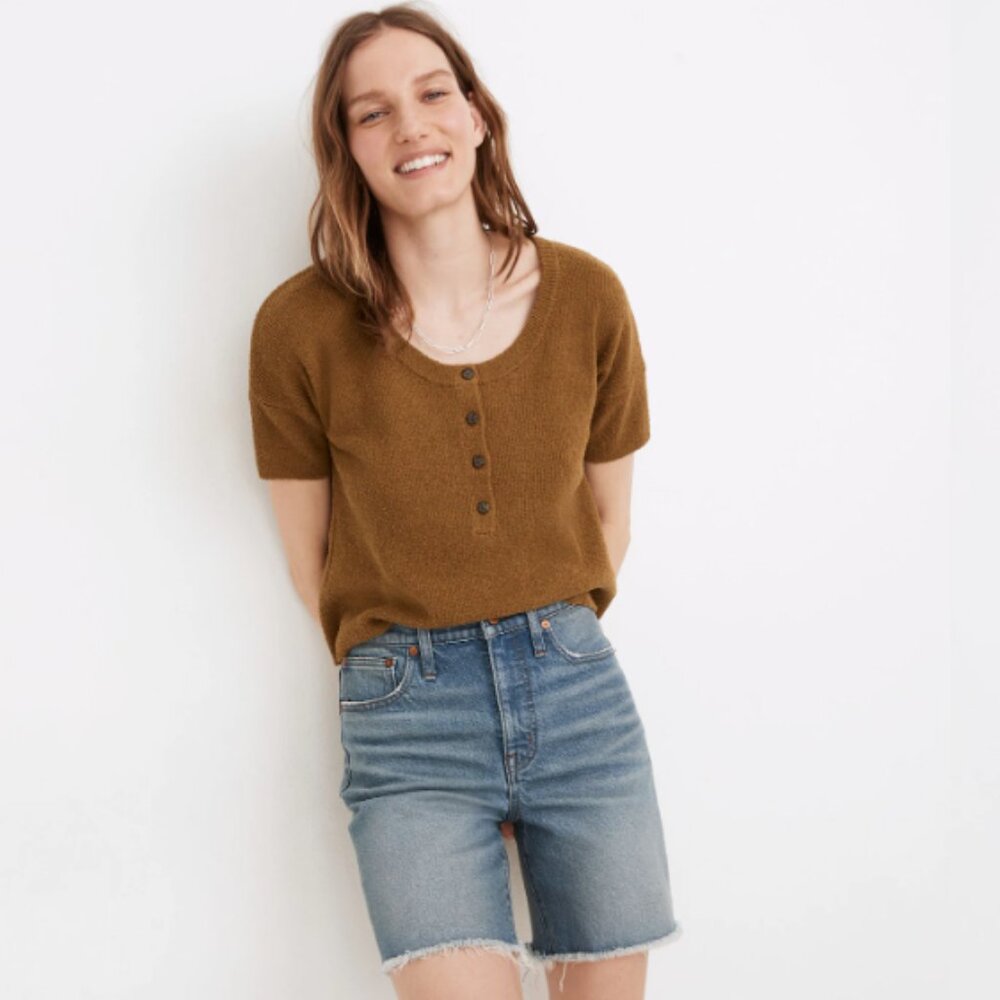 Madewell Short Sleeve Scoop Neck Henley Sweater in Mustard Brown